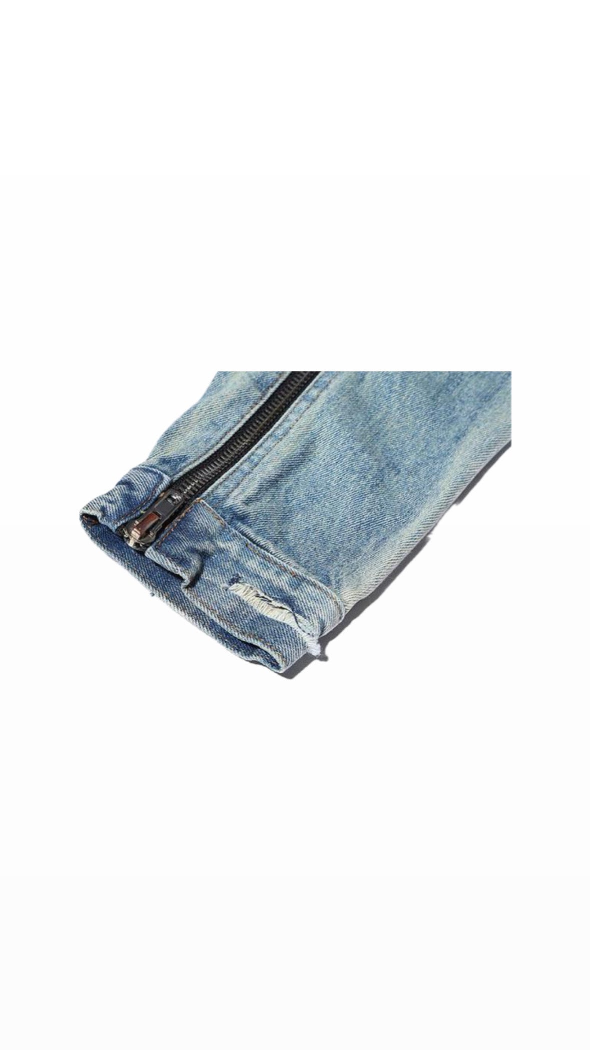 [9/10] 424 FOURTWOFOUR 2016 RELEASE DISTRESSED DENIM JACKET
