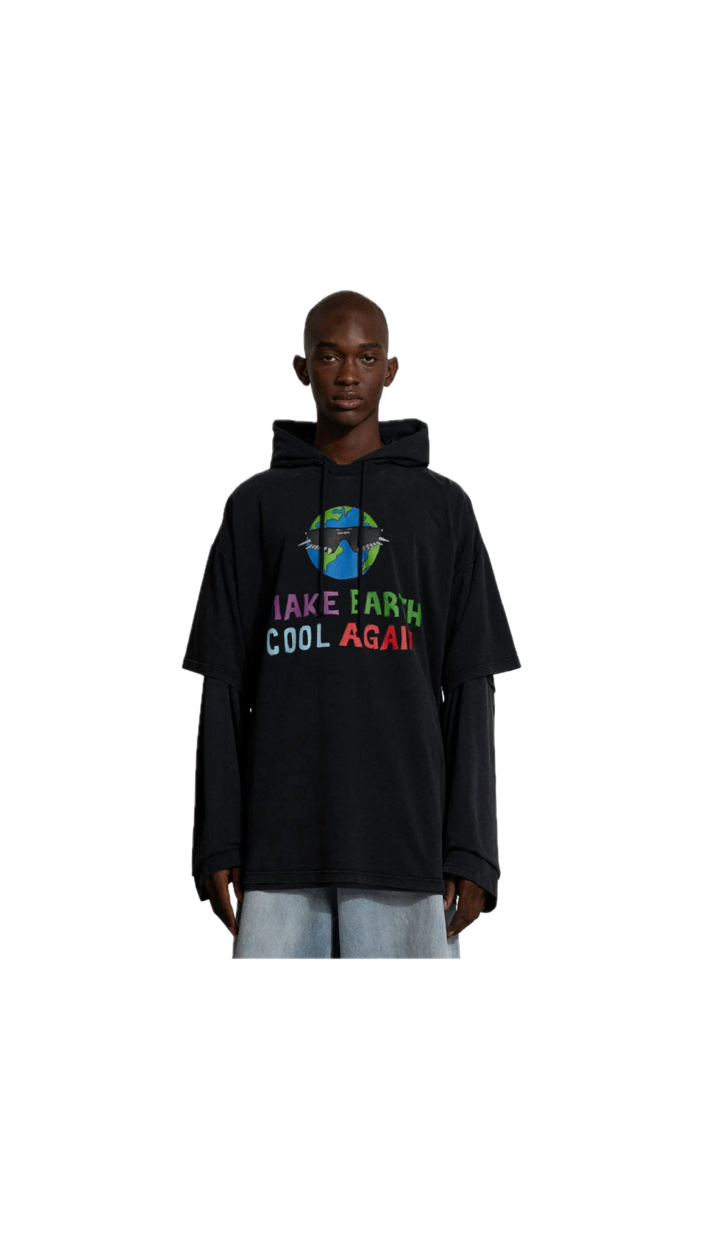 VETEMENTS “MAKE EARTH COOL AGAIN” LONG-SLEEVED HOODIE