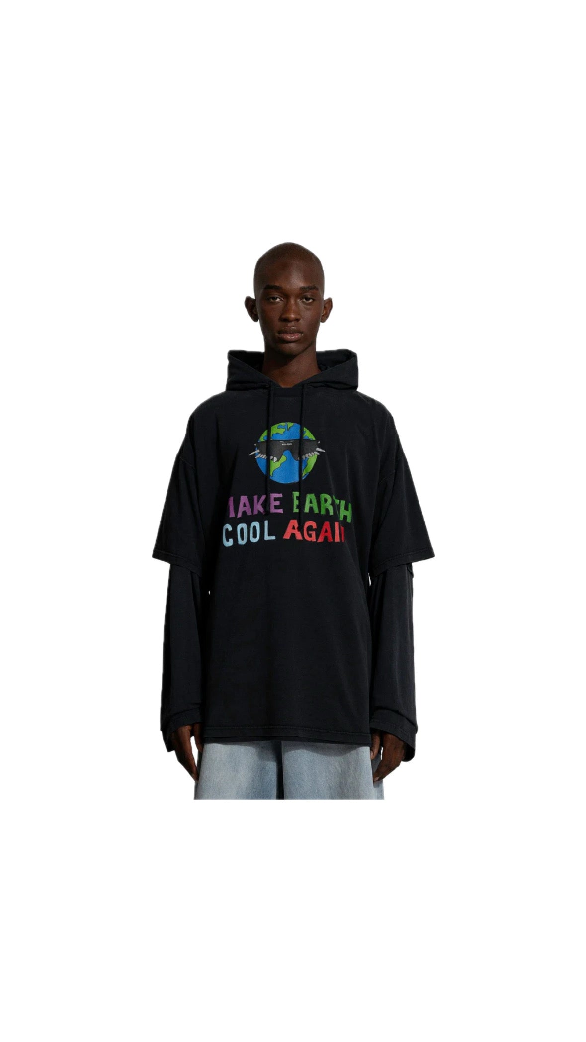 VETEMENTS “MAKE EARTH COOL AGAIN” LONG-SLEEVED HOODIE